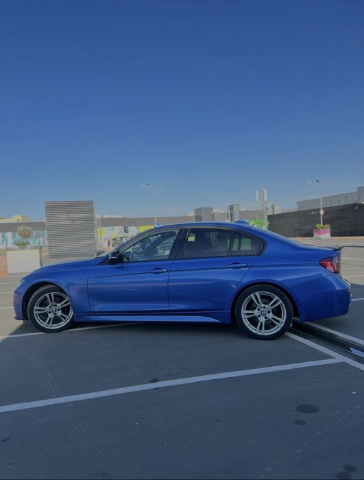 BMW seria 3 F30 320d Pachet M/Head up/230hp