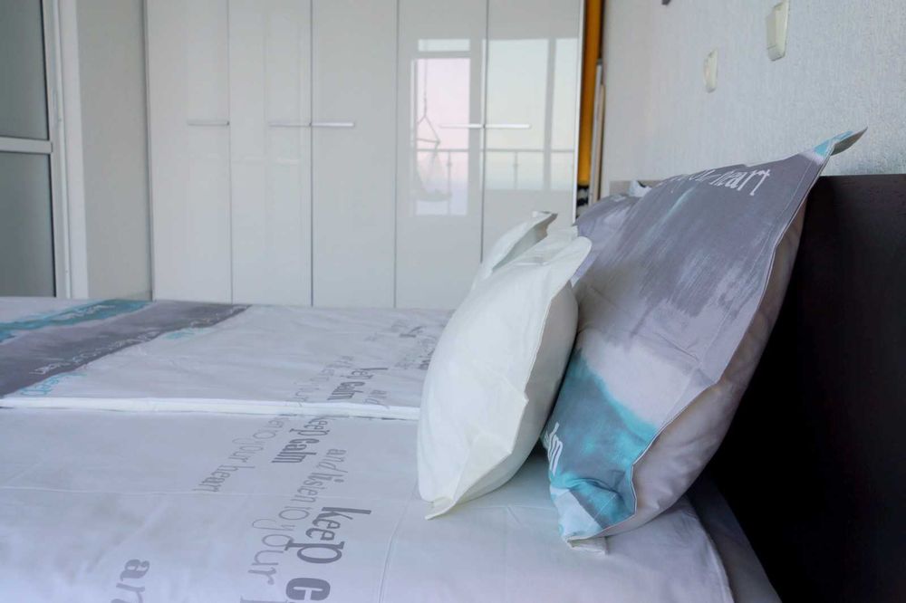 Продава се Двустаен апартамент в Бяла - 91 кв.м за 841 €/кв.м - Снимка #2