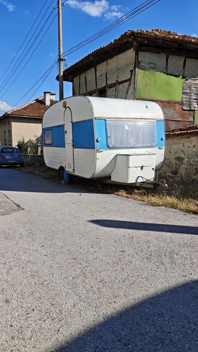 Каравана Adria 410