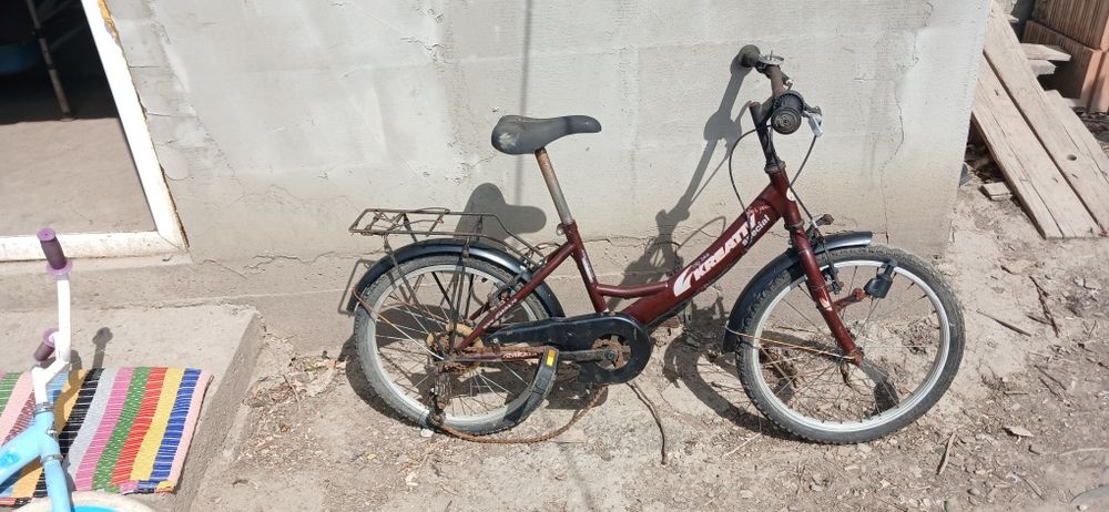 Vând schimb 3 biciclete