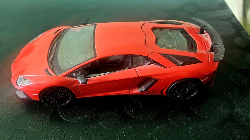 Lamborghini macheta metal 1:24