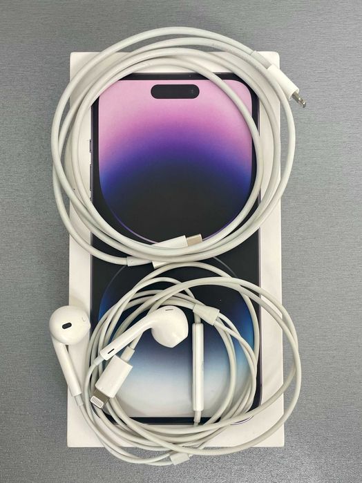 Оригинални iPhone слушалки, lightning кабел и кутия