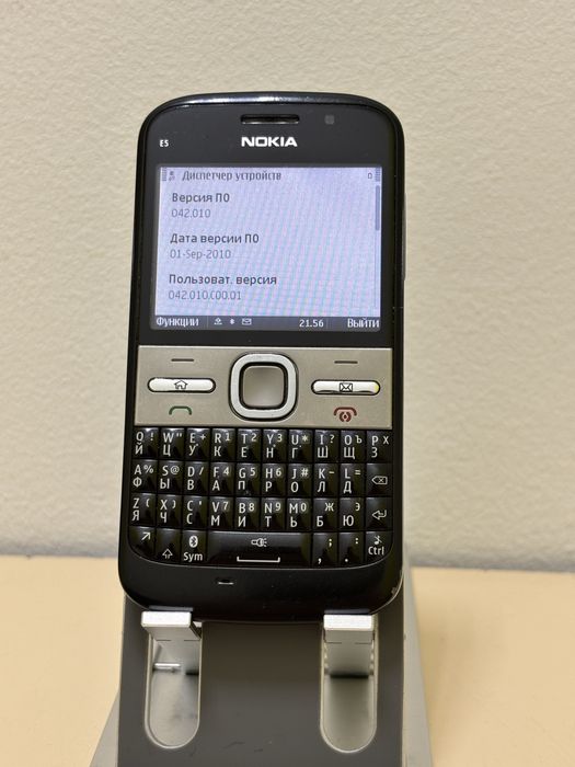 Nokia E5-00 Нокия
