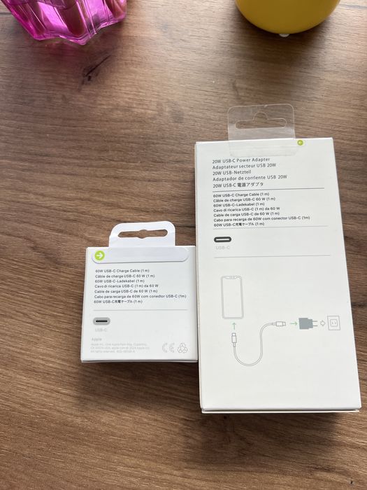 Incarcator + cablu Iphone 15 pro max ; 14 Pro max originale