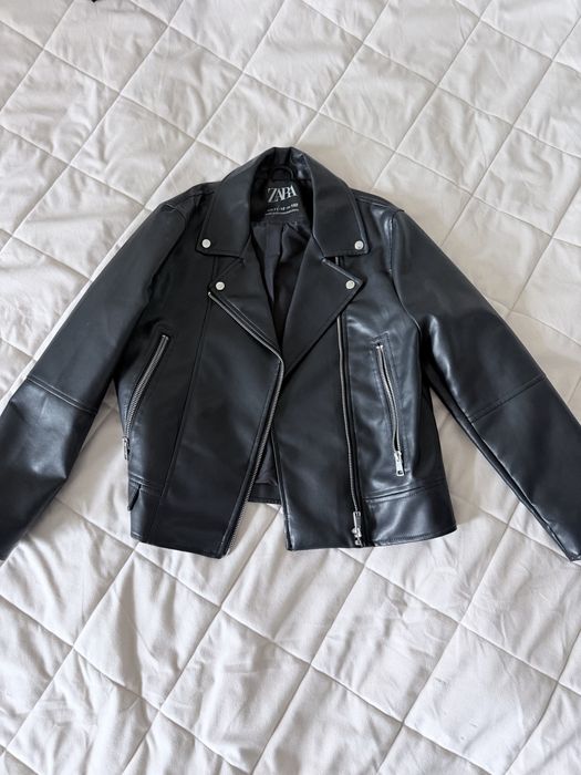 Продам куртку ZARA