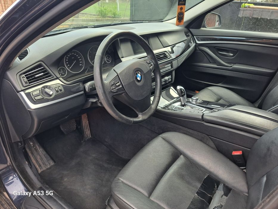 BMW 525d xDrive 218CP Automat 2012 Touring Piele Încălzire față+spate