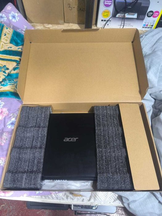 Ноутбук Acer Aspire 3 Core i3 8145U, 12GB RAM, SSD 512GB,15.6.хор сост