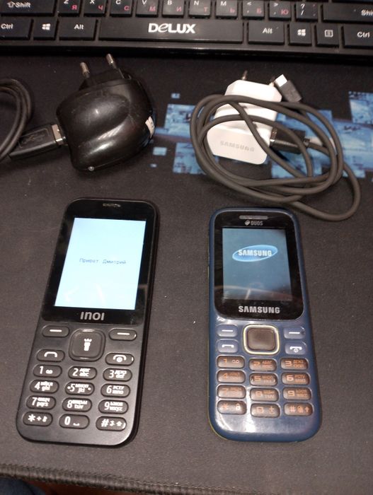 Продам кнопочные телефонный