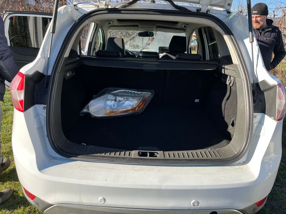 Ford kuga 2011 avariat fata