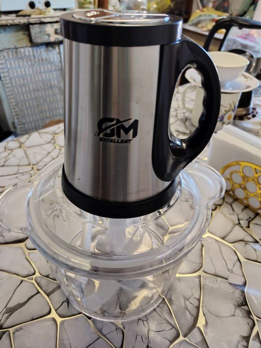 Продам новый блендер