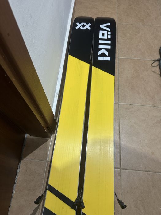 Ски vökl revolt 114 191cm