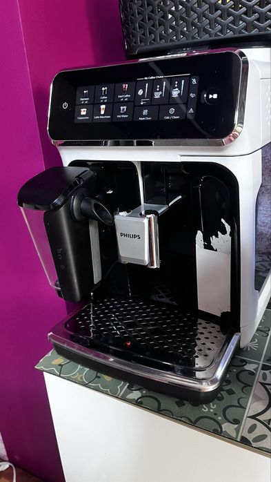 Кафеавтомат PHILIPS LatteGO бяла