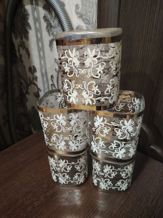 Продам плафоны б/у