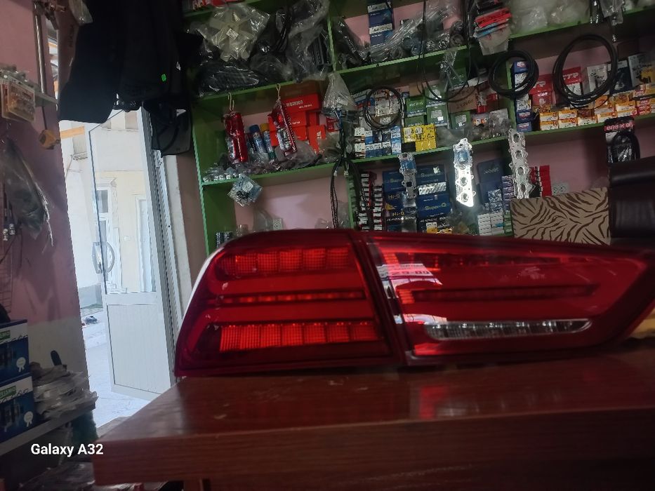 Malibuga  Audi orqa fara