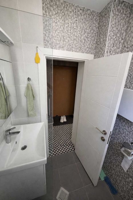 Дава се под наем Тристаен апартамент в София, Гео Милев - 76 кв.м за 900 € - Снимка #6