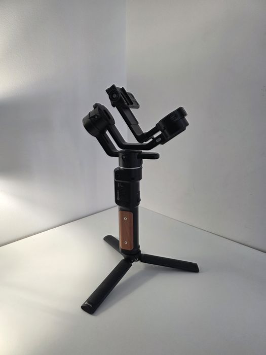 Feiyu Tech AK2000S Sistem de Stabilizare pe 3 Axe Standard Kit