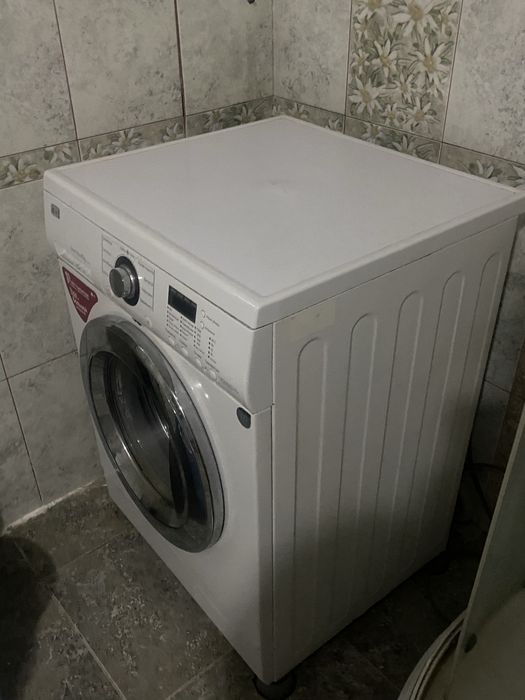 Стиральная машина LG