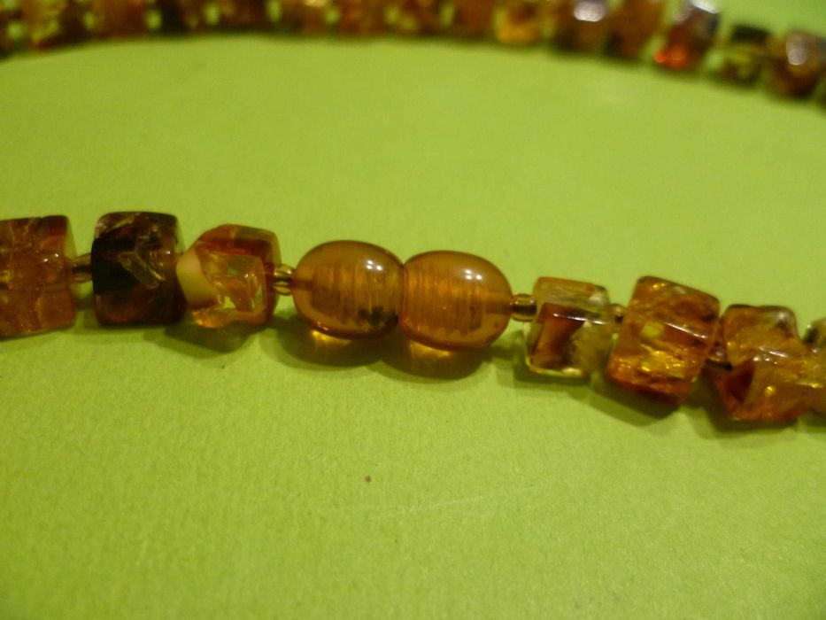 Луксозно колие от 100% естествен кехлибар УНИСЕКС