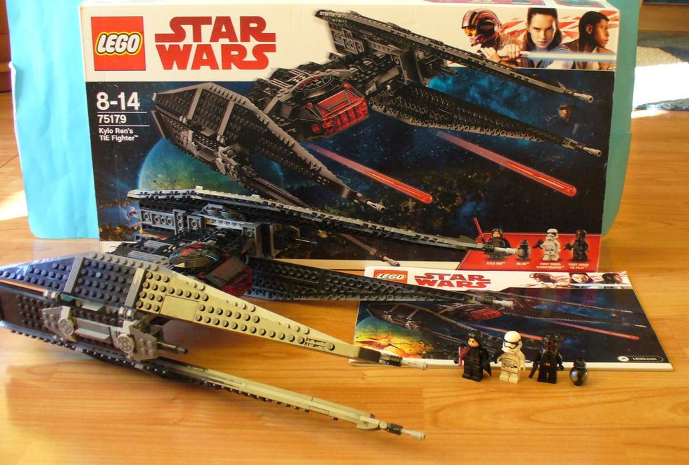 LEGO Star Wars - модели 75190 и 75179