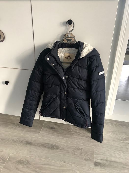 Geaca iarna Holister marime xs bleumaren cambrata