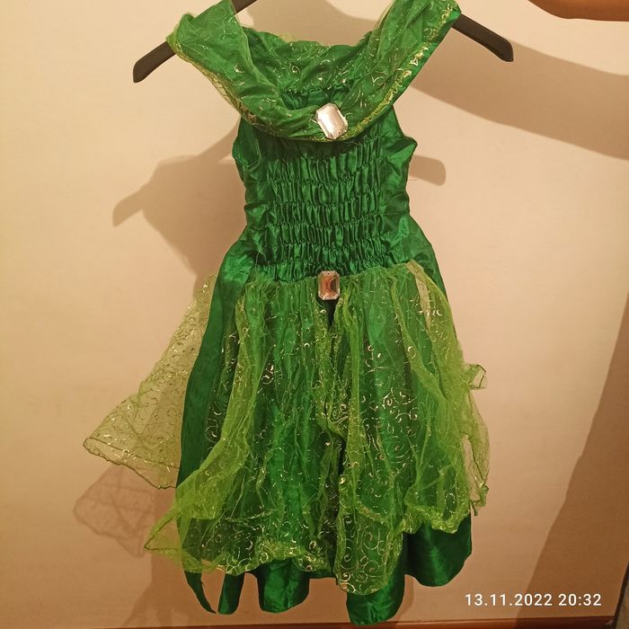 Продам новогодние платья