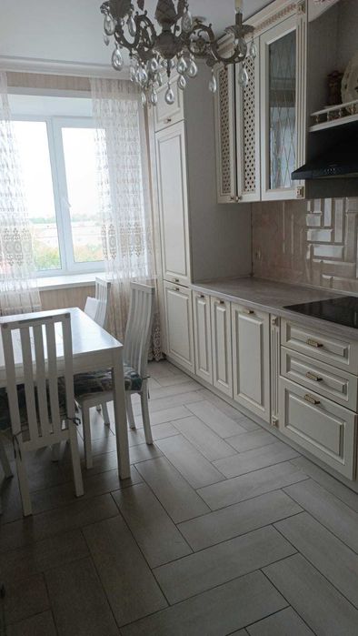 Продам 3 комн. кв., в районе Ахтамара