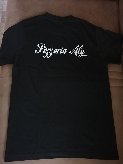 Tricouri personalizate