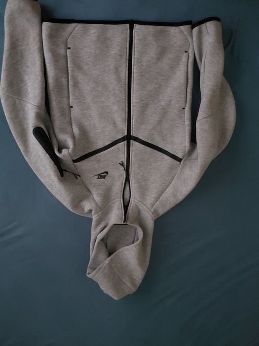 Суитшърт Nike tech fleece