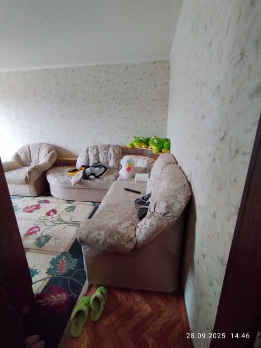 Продам диван  угловой