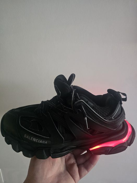 Маратонки Balenciaga Track LED