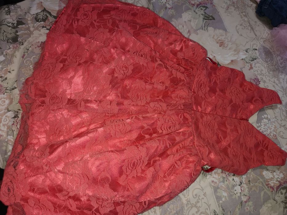 Кокетни рокли за принцеси