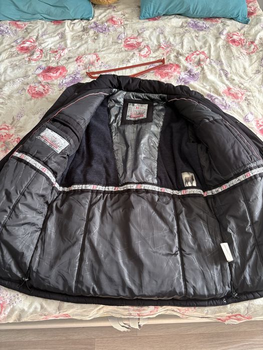 Продам зимнию куртку