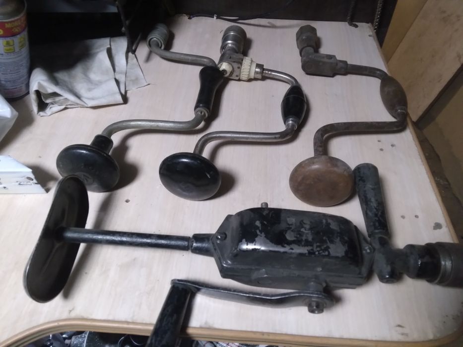 Продам коловорот.