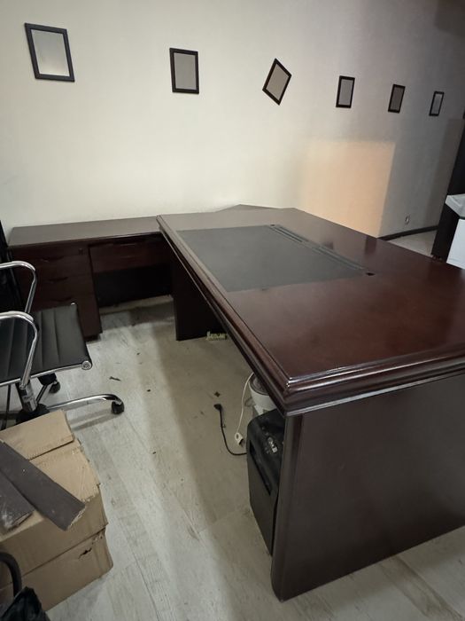 Mobilier Birou  cabinete Avocatura/notariat etc.