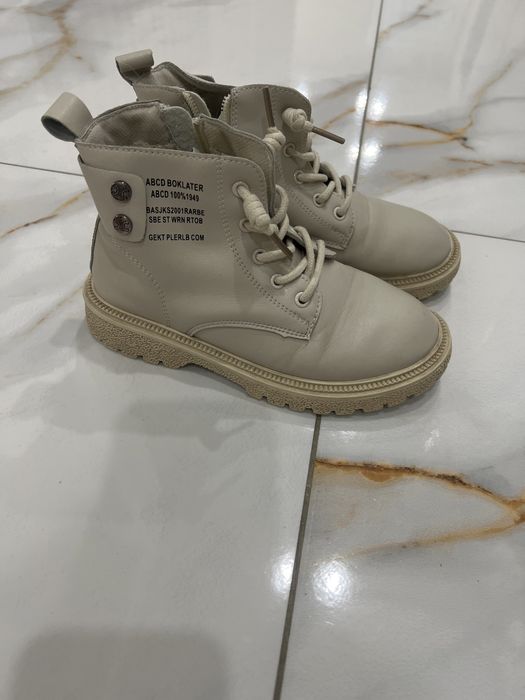 Продам ботинки демисезонные