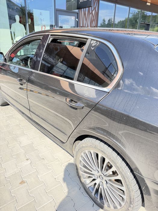 - [ ] Skoda Superb – 2.0 TDI (177 CP) – Full Dotări – Automată DSG – Impecabilă, Istoric Service, 4x4