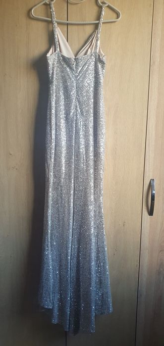 Официални рокли с пайети