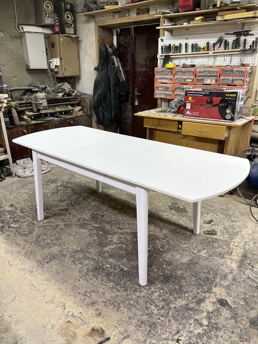 Новый обеденный стол