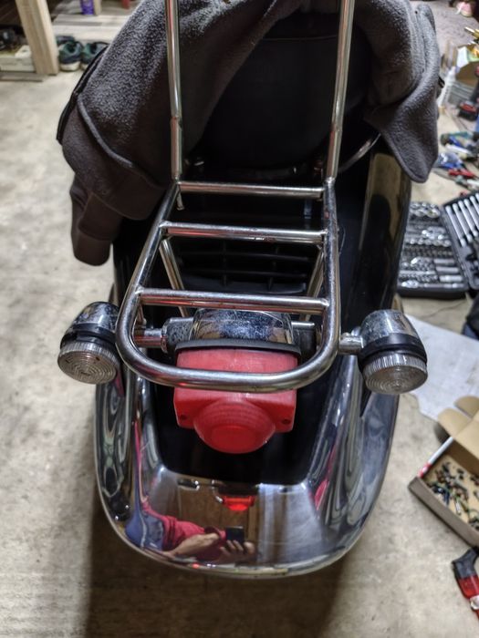 Vând piese auto.