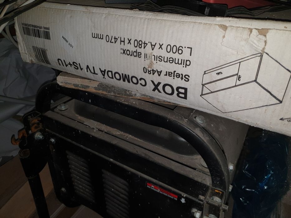 Comoda  tv noua sigilata