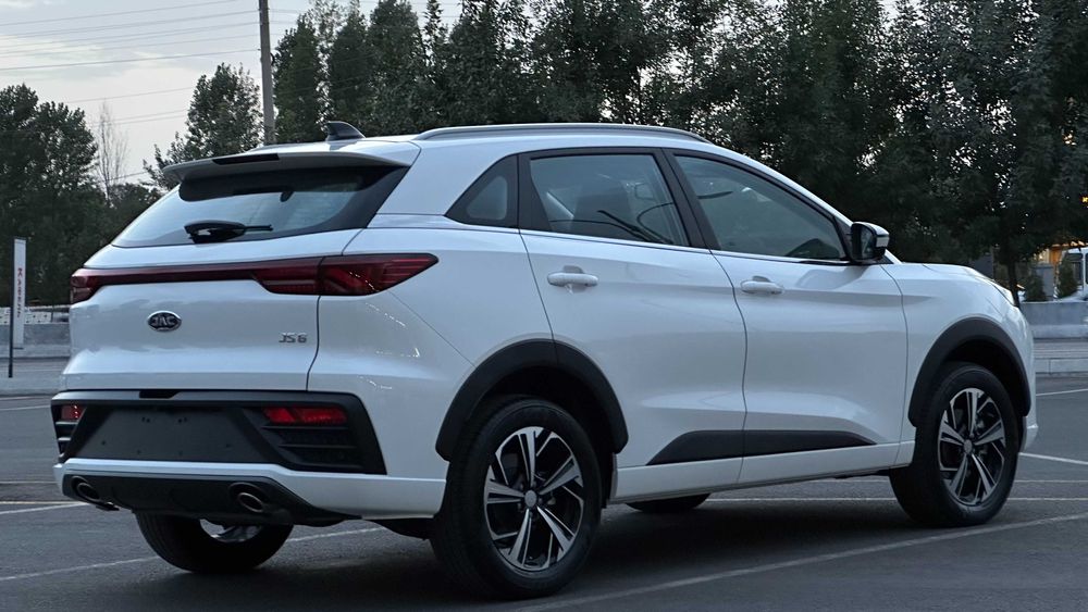 JAC JS6 1kunda 0 prabeg 3 yil kafolat