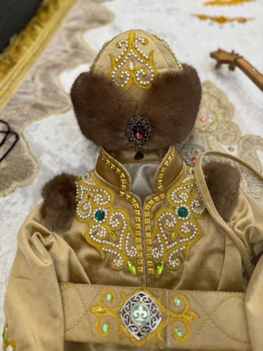 Продам костюм на Тұсау кесер