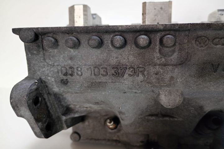 Chiulasa cu ax came 038103373R Seat Altea  seria