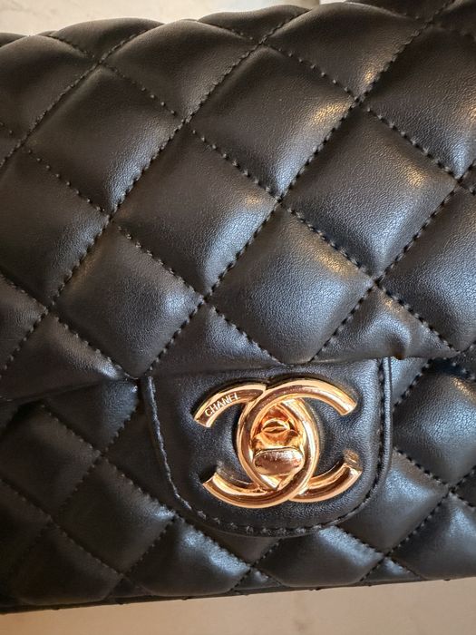 Дамска чанта Chanel Classic среден размер черна