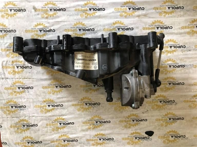 Galerie admisie cu clapete si motoras dreapta Audi A6 4F2, C6 2.7 tdi