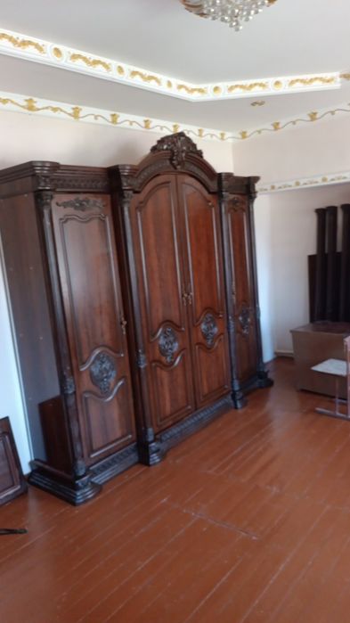 Xarxil turdagi mebilarni yegamiza