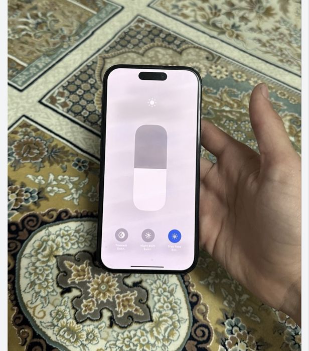 Iphone 15 black