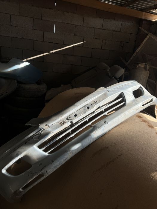 Запчасти на мазда 626