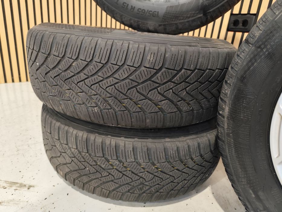 Set jante Vw Tiguan R15 cu anvelope iarna continental 195/65R15