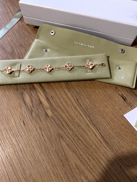 Van Cleef & Arpels - Bratara Rose Gold Laser